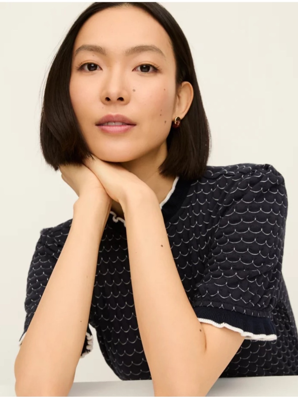 Ann Taylor Navy Blue Short Sleeve Scallop Stitch Top